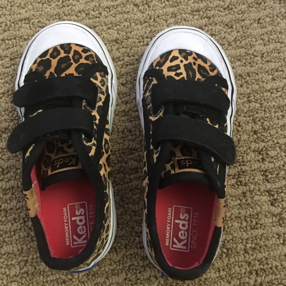 Leopard print toddler sperrys